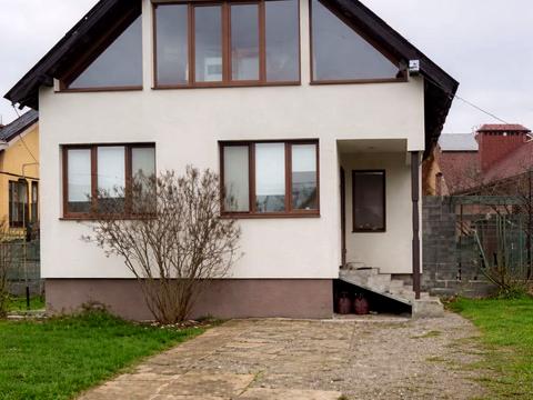 будинок за адресою Берегова вул.