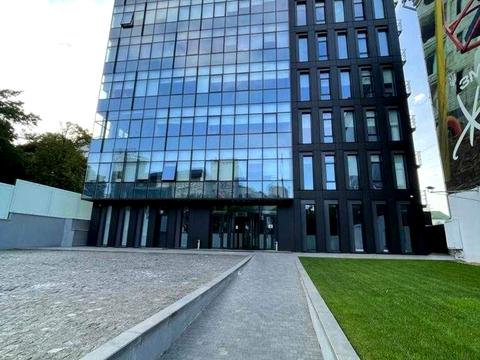 комерційна за адресою Митрополита Василя Липківського вул. (Урицького), 14/18