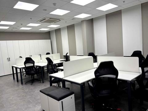 комерційна за адресою Митрополита Василя Липківського вул. (Урицького), 14/18