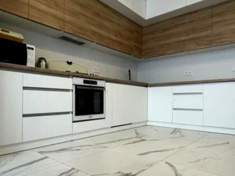 квартира за адресою Залізнична вул., 15