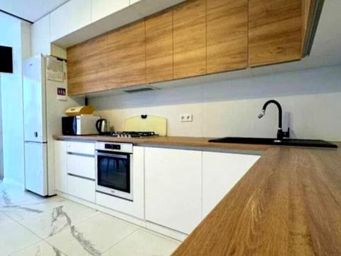 квартира за адресою Залізнична вул., 15