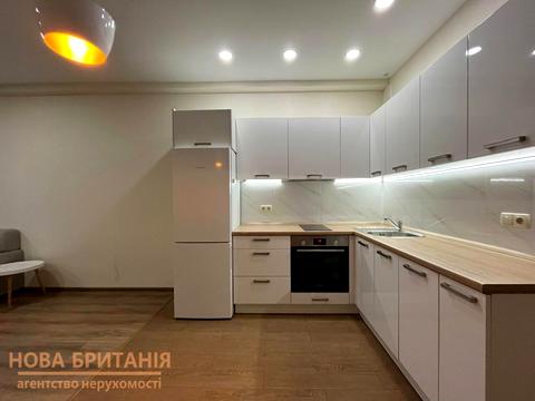 квартира за адресою Михайла Максимовича вул. (Онуфрія Трутенка), 28-Б