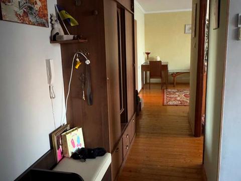 квартира за адресою Академіка Корольова вул., 37-А