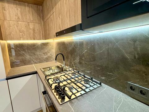 квартира за адресою Макогона вул., 23