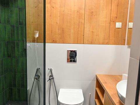 квартира за адресою Салютна вул., 2к16