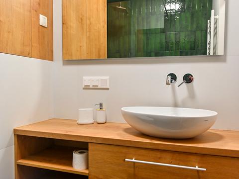 квартира за адресою Салютна вул., 2к16