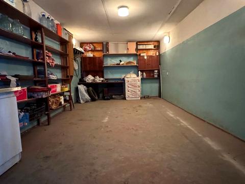 паркомісце за адресою Добровольців пров., 3