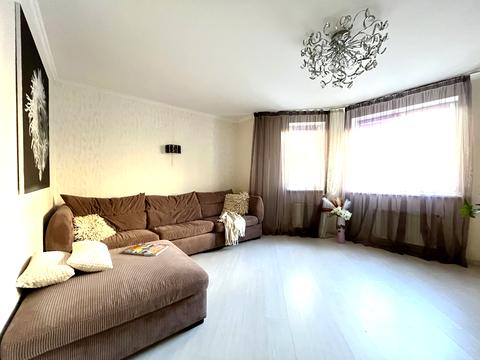 квартира за адресою Щаслива вул., 20