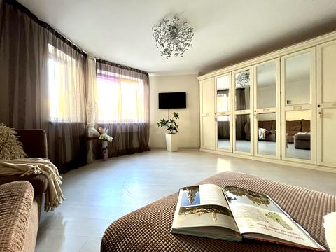 квартира за адресою Щаслива вул., 20