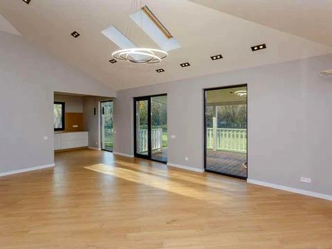 дом по адресу  ул.