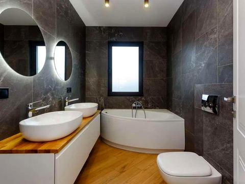 дом по адресу  ул.