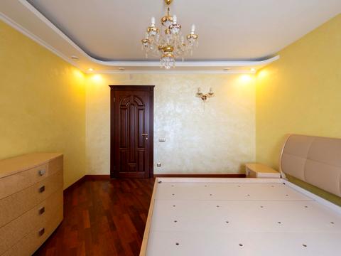 квартира по адресу Юлии Здановской ул. (Ломоносова), 52/3