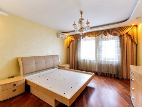 квартира по адресу Юлии Здановской ул. (Ломоносова), 52/3