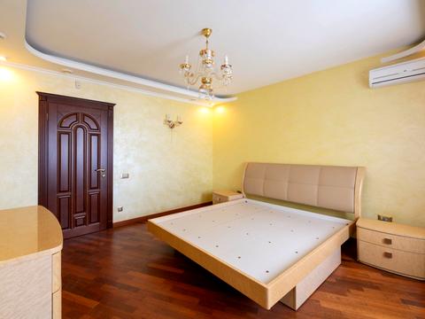 квартира по адресу Юлии Здановской ул. (Ломоносова), 52/3