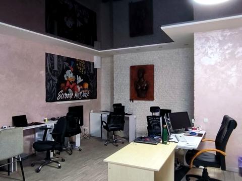 комерційна за адресою Виговського вул. (Суворова), 1-Ю