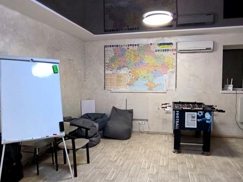 комерційна за адресою Виговського вул. (Суворова), 1-Ю