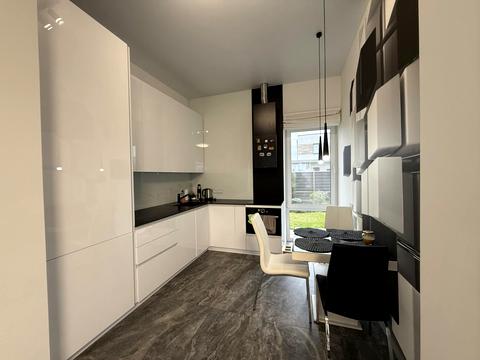 будинок за адресою Святого Миколи