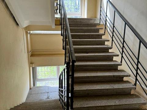 комерційна за адресою Артельна, 10