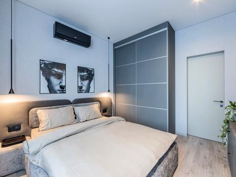 квартира по адресу Андрея Верхогляда ул. (Михайла Драгомирова), 11-В