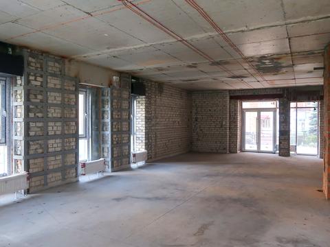 комерційна за адресою Левка Лук'яненка вул. (Маршала Тимошенка), 21/2