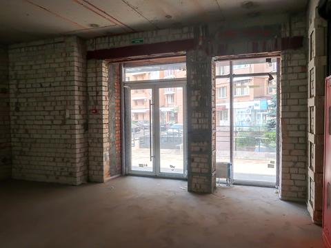 комерційна за адресою Левка Лук'яненка вул. (Маршала Тимошенка), 21/2