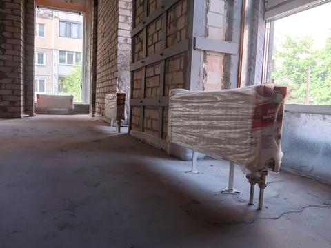 комерційна за адресою Левка Лук'яненка вул. (Маршала Тимошенка), 21/2