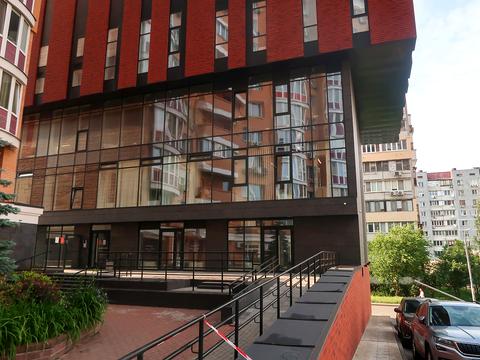 комерційна за адресою Левка Лук'яненка вул. (Маршала Тимошенка), 21/2