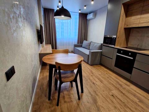 квартира за адресою Київ, Євгена Сверстюка вул. (Марини Раскової), 6-В