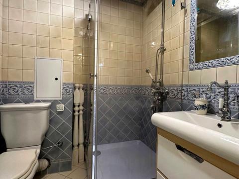 квартира за адресою Дніпровська набережна вул., 19-В