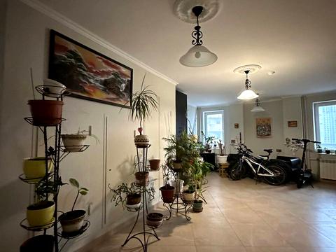 квартира за адресою Дніпровська набережна вул., 19-В