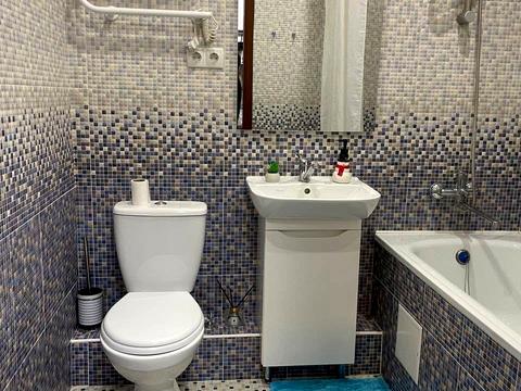 квартира за адресою Бориса Гмирі вул., 12-Б