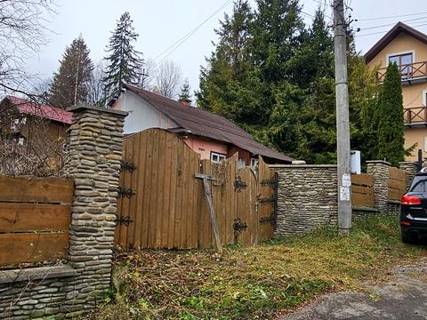 участок по адресу Василя Стуса