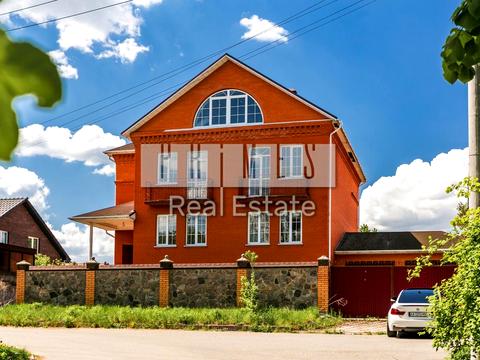 дом по адресу Шкільна