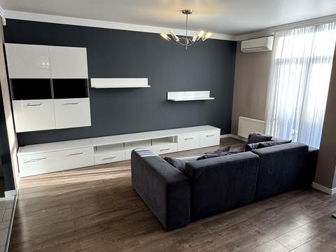 квартира за адресою Регенераторна вул., 4 к4