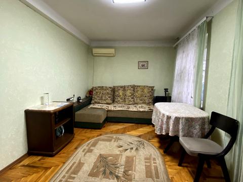 квартира за адресою Шкільна вул. (Героїв Сталінграда), 32