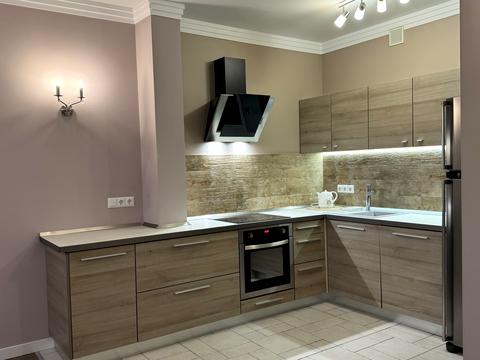 квартира за адресою Регенераторна вул., 4 к4