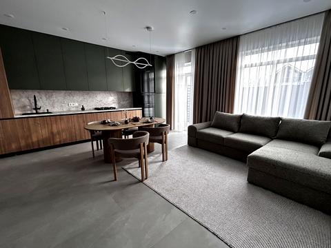 будинок за адресою Райдужна вул., 36