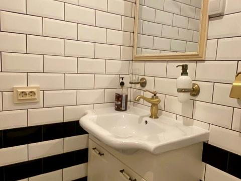 коммерческая по адресу пгт. Перечин, Шевченка, 111