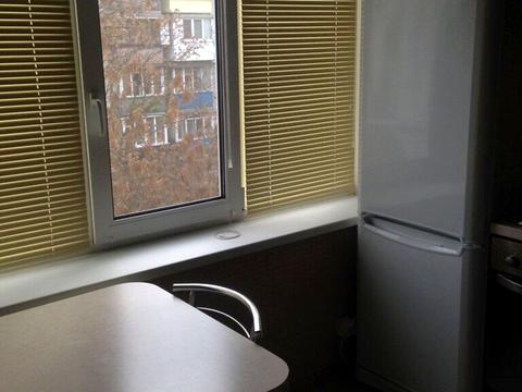 квартира за адресою Київ, Братиславська вул., 10