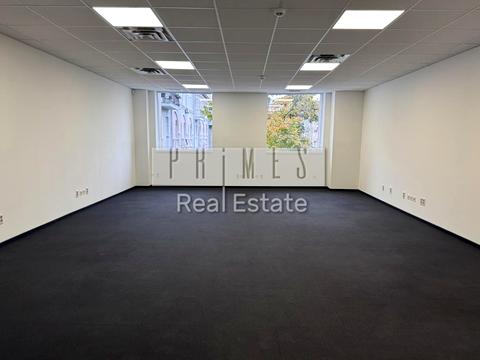 комерційна за адресою Шовковична вул., 3