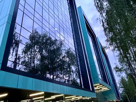 комерційна за адресою Львів, Наукова вул., 7д