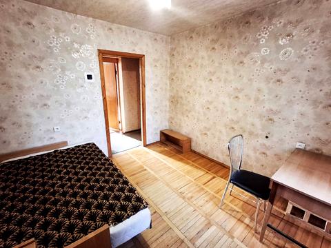 квартира за адресою Академіка Булаховського вул., 5-А