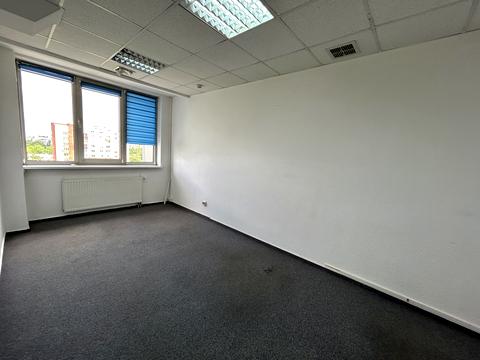 комерційна за адресою Львів, Наукова вул., 7б