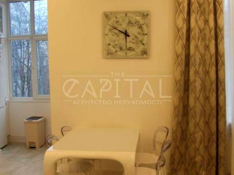 квартира за адресою Заньковецької вул., 8