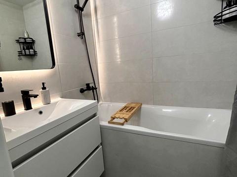 квартира за адресою Панаса Мирного вул., 21