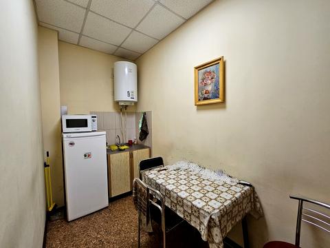 коммерческая по адресу Рональда Рейгана ул., 24