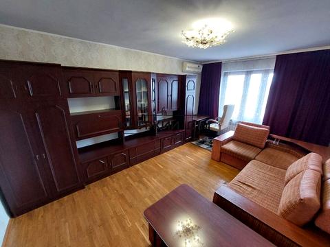 квартира за адресою Ревуцького вул., 44-Б