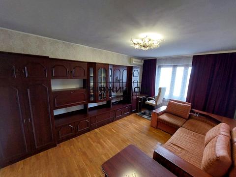 квартира за адресою Ревуцького вул., 44-Б