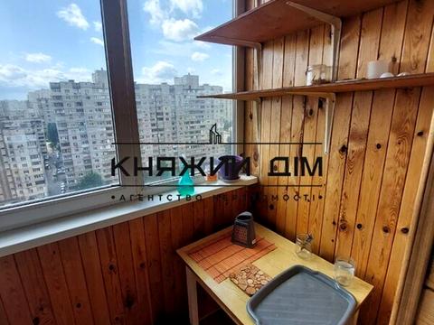 квартира за адресою Ревуцького вул., 44-Б