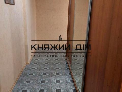 квартира за адресою Ревуцького вул., 44-Б